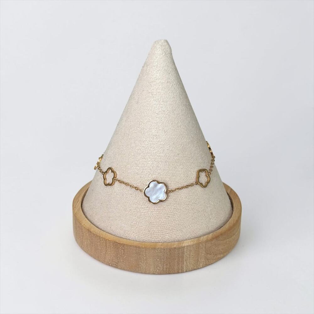Gold White Shell Flower Bracelet